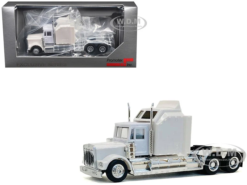Kenworth W900 with Extra Large Sleeper White 1/87 (HO) Plastic Model Car by Promotex - Kenworth Models