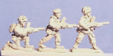 PIG080054 - BRITISH PARA BREN, HELMET