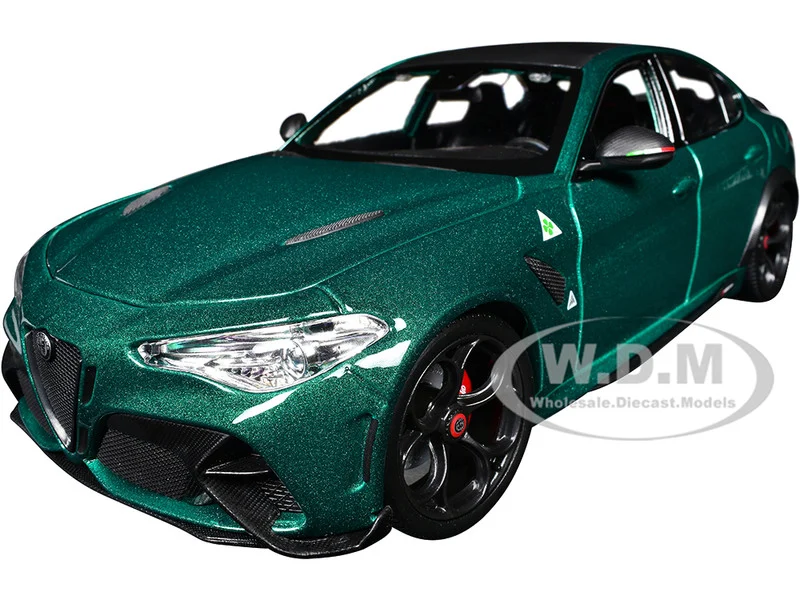 Alfa Romeo Giulia GTA Green Metallic with Carbon Top 1/18 Diecast Model Car by Bburago - Alfa Romeo Models