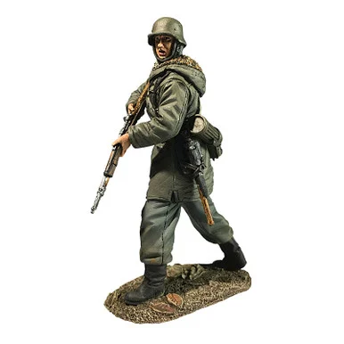 Waffen SS Rifleman in Kharkov Parka 1/30 Figure - William Britain