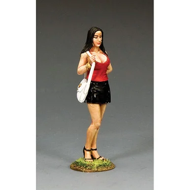Vietnamese Miss Papillon 1/30 Figure - King and Country