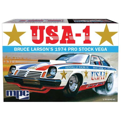 1974 Chevy Vega Pro Stock 1/25 Kit Bruce Larson - MPC Models