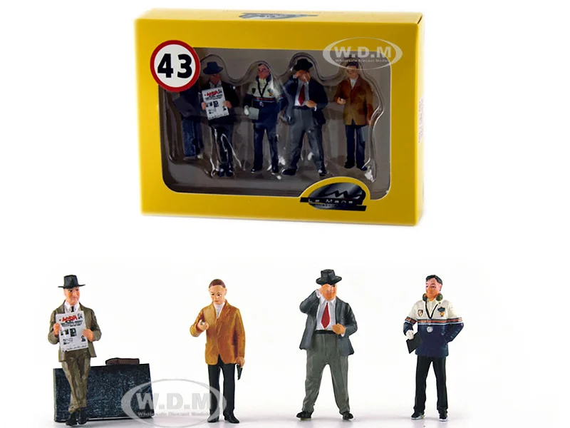 "Four Team Managers" Set of 4 Figurines for 1/43 Diecast Model Cars by Le Mans Miniatures - Accessories