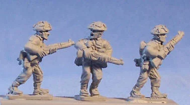 PIG080488 - BRITISH LATE WAR RIFLES ADVANCING LIGHT