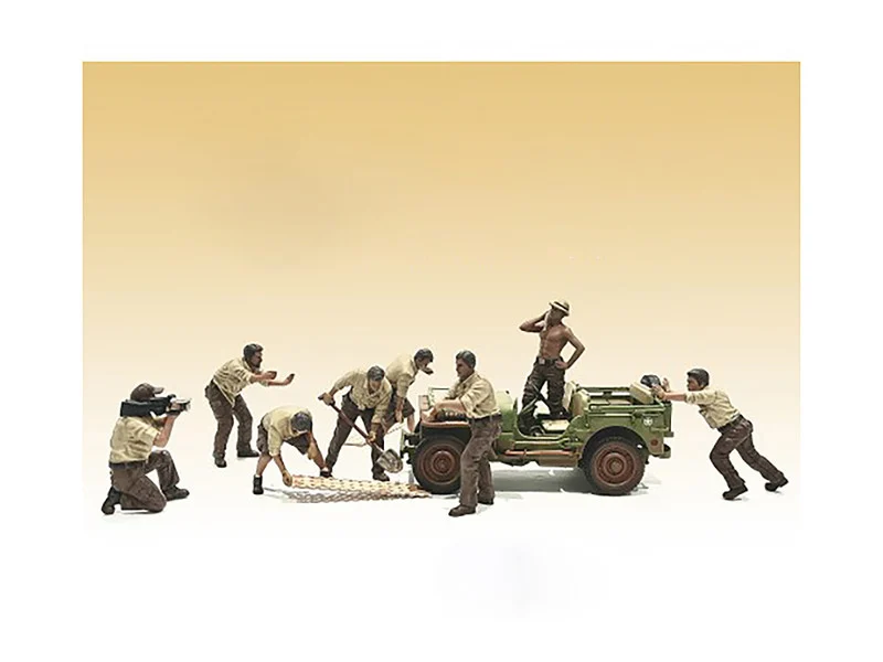 "4X4 Mechanic" 8 piece Figure Set for 1/18 scale models by American Diorama - Accessories