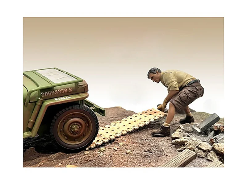 "4X4 Mechanic" Figure 2 with Board Accessory for 1/18 Scale Models by American Diorama - Accessories