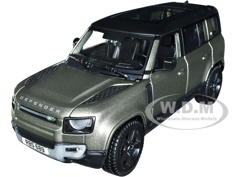 2022 Land Rover Defender 110 Green Metallic with Black Top and Sunroof 1/24 Diecast Model Car by Bburago - Range/Land Rover Models
