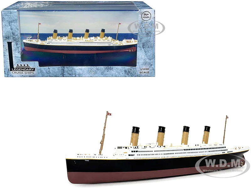 RMS Titanic Passenger Ship 1/1250 Diecast Model by Legendary Cruise Ships - Vessels and Battle Ships