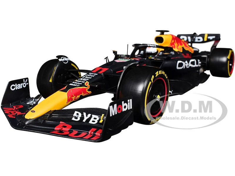 Red Bull Racing RB18 #11 Sergio Perez "Oracle" Winner Formula One F1 "Constructor's Champion" (2022) 1/24 Diecast Model Car by Bburago - Formula 1 Models