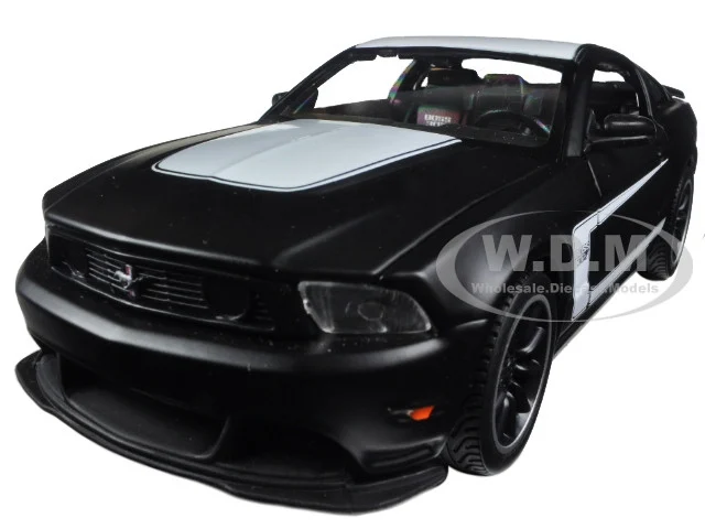 2012 Ford Mustang Boss 302 Matt Black and White 1/24 Diecast Model Car by Maisto - Ford Models