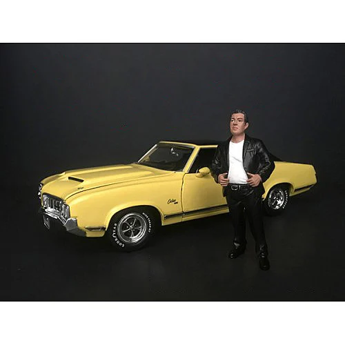 "Hanging Out II" Manuel Figurine for 1/18 Scale Models by American Diorama - Accessories