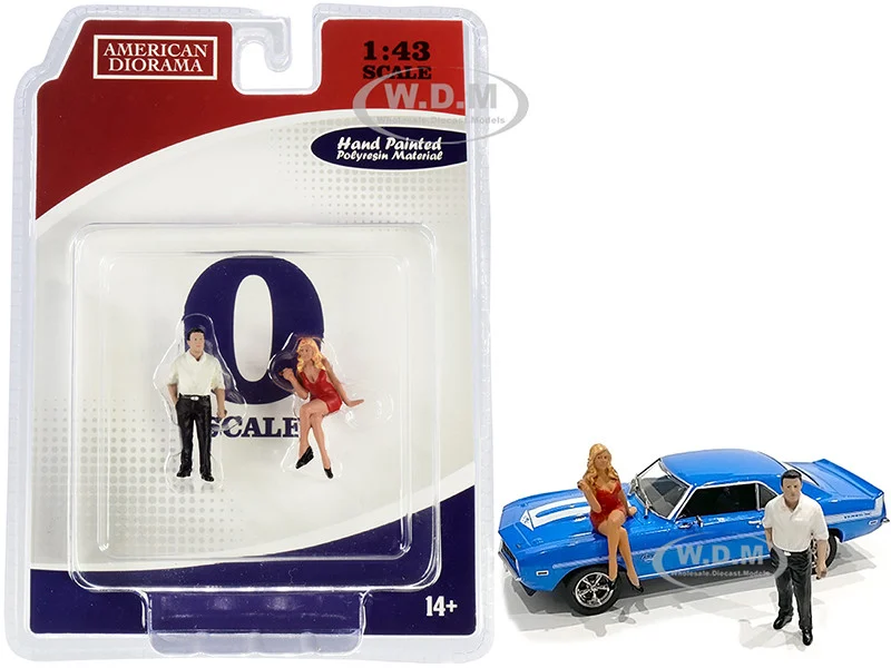 70s Style Two Figurines Set II for 1/43 Scale Models by American Diorama - Accessories