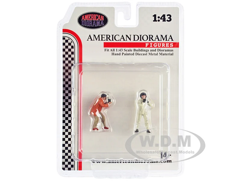 "Race Day" Two Diecast Figures Set 2 for 1/43 Scale Models by American Diorama - Accessories