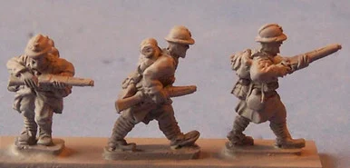 PIG080229 - FRENCH INFANTRY ADVANCING