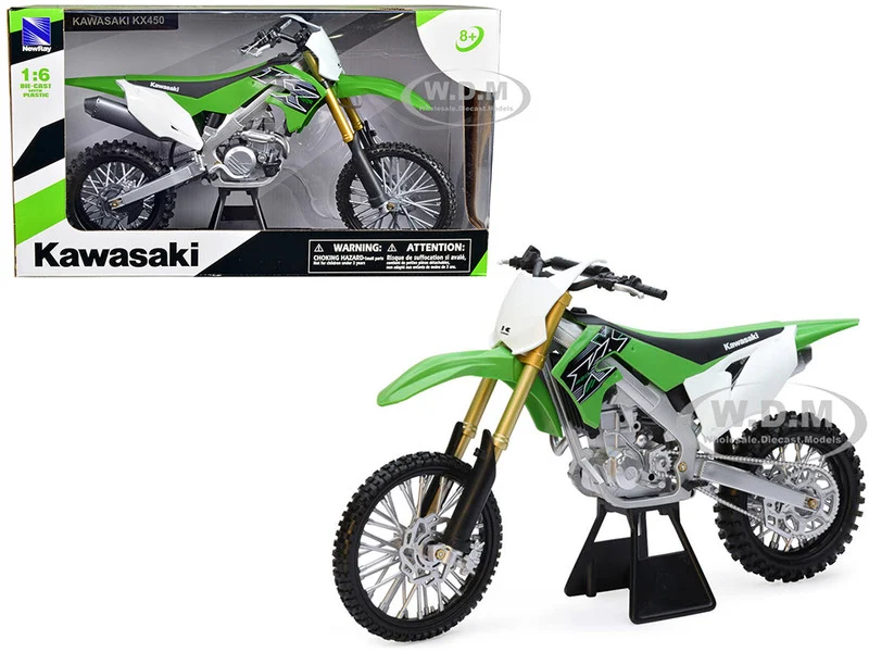 2019 Kawasaki KX 450F Dirt Bike Motorcycle Green and White 1/6 Diecast Model by New Ray - Kawasaki Motorcycles