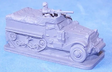 PIG080086 - M3 half track + canvas tilt