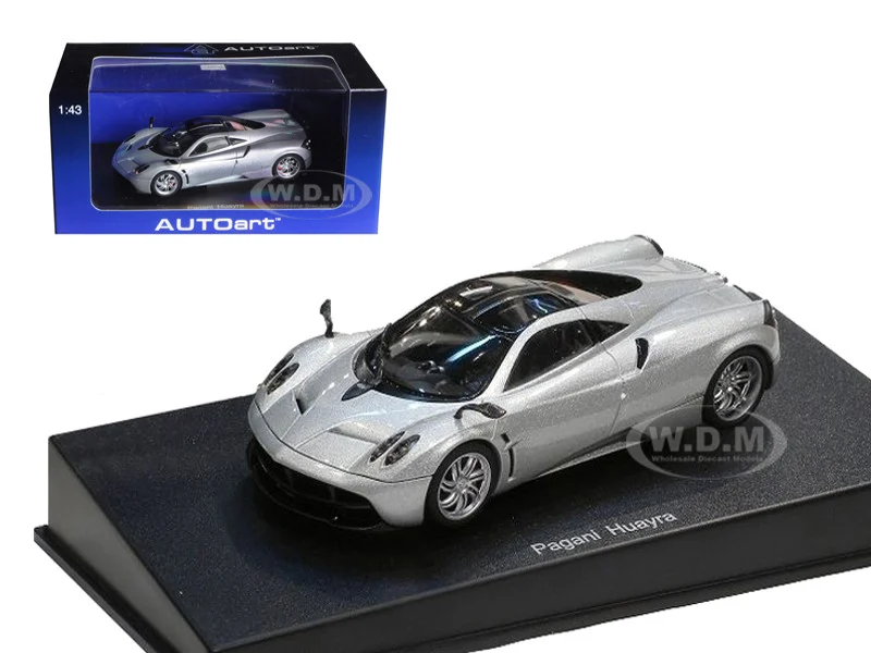 Pagani Huayra Metallic Silver 1/43 Diecast Model Car by Autoart - Pagani Models