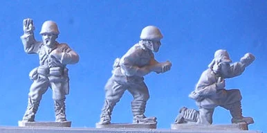PIG080270 - JAPANESE WEAPON CREW