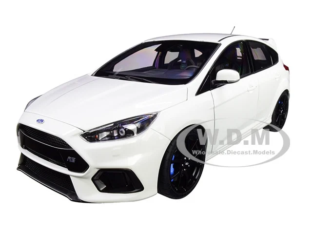 2016 Ford Focus RS Frozen White 1/18 Model Car by Autoart - Ford Models