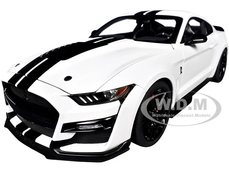 Ford Mustang Shelby GT500 Oxford White with Black Stripes 1/18 Model Car by Autoart - Ford Models