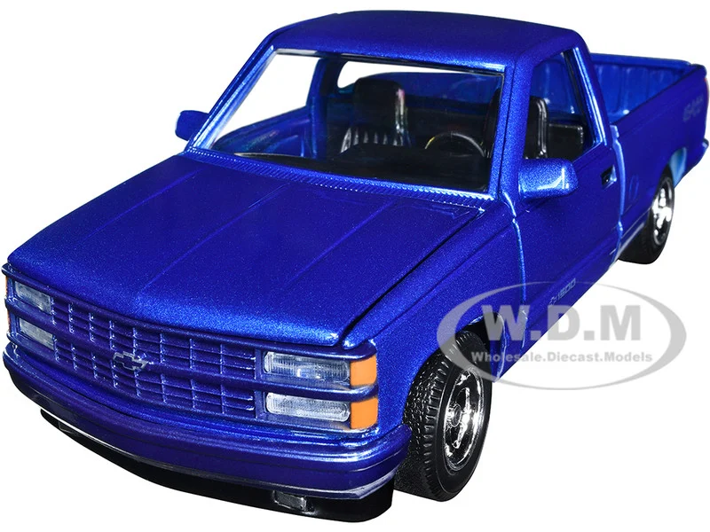 1992 Chevrolet 454 SS Pickup Truck Blue Metallic 1/24 Diecast Model Car by Motormax - Chevrolet Models
