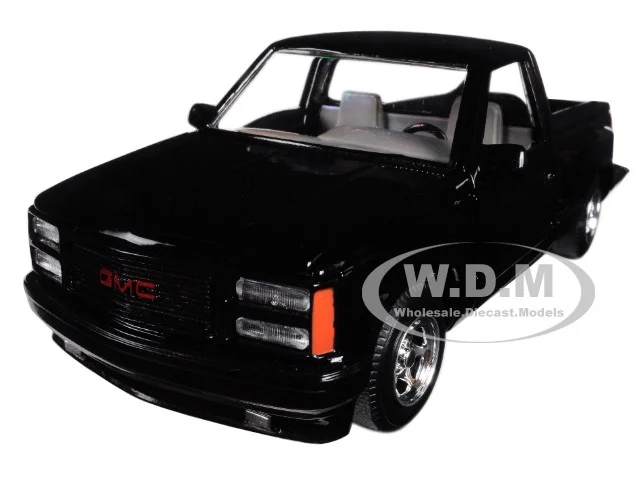 1992 GMC Sierra GT Black Pickup Truck 1/24 Diecast Model by Motormax - GMC Models