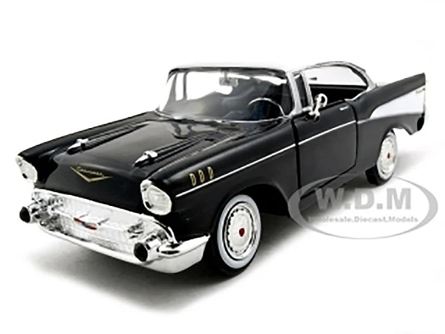 1957 Chevrolet Bel Air Black with White Top 1/24 Diecast Model Car by Motormax - Chevrolet Models