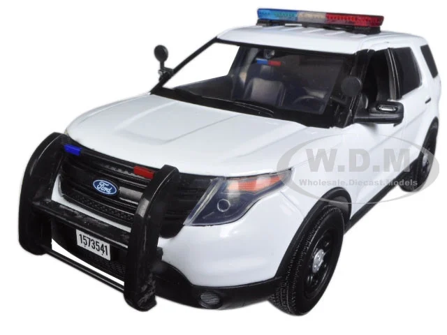 2015 Ford Police Interceptor Utility White with Flashing Light Bar and Front and Rear Lights and 2 Sounds 1/18 Diecast Model Car by Motormax - Ford Models