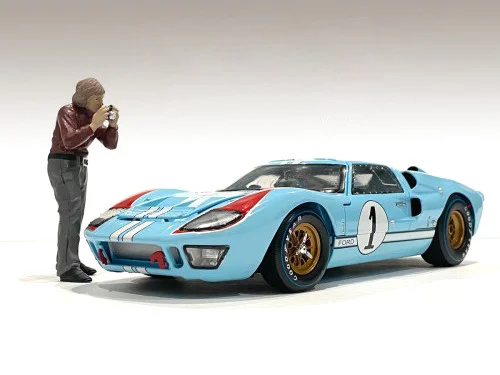 "Race Day 1" Figurine II for 1/24 Scale Models by American Diorama - Accessories