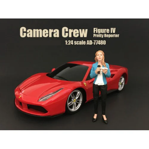 Camera Crew Figure IV "Pretty Reporter" For 1:24 Scale Models by American Diorama - Accessories