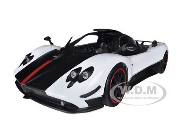 Pagani Zonda 5 Cinque White and Black 1/18 Diecast Model Car by Motormax - Pagani Models