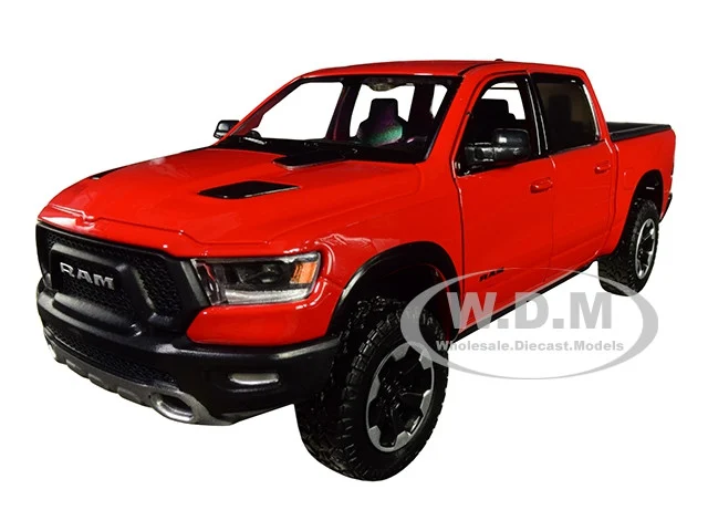 2019 RAM 1500 Rebel Crew Cab Pickup Truck Red 1/24 Diecast Model Car by Motormax - Pickup Trucks Models