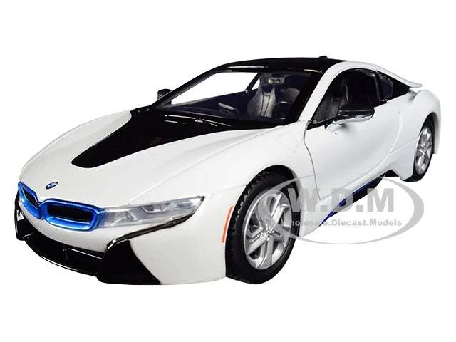 2018 BMW i8 Coupe Metallic White with Black Top 1/24 Diecast Model Car by Motormax - BMW Models