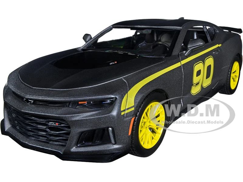 2017 Chevrolet Camaro ZL1 #90 Matt Gray with Yellow Stripes "GT Racing" Series 1/24 Diecast Model Car by Motormax - Chevrolet Models