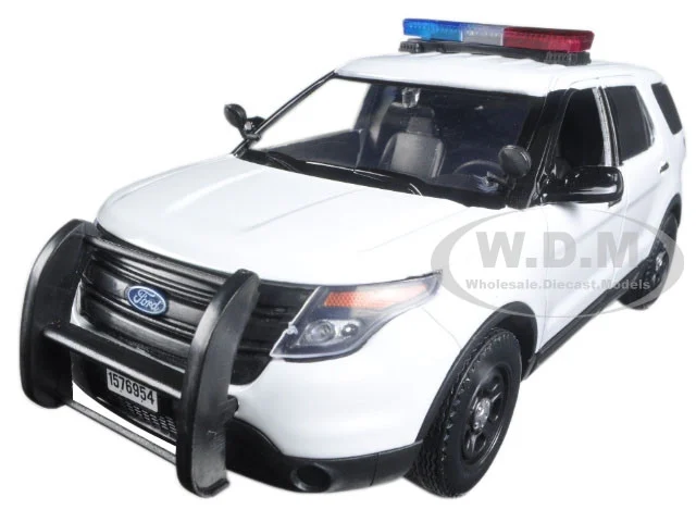2015 Ford Police Interceptor Utility White with Flashing Light Bar and Front and Rear Lights and 2 Sounds 1/24 Diecast Model Car by Motormax - Ford Models