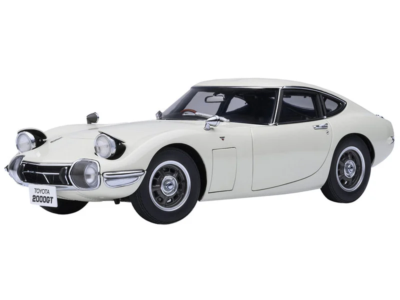 1967 Toyota 2000GT RHD (Right Hand Drive) White 1/18 Model Car by Autoart - Toyota Models