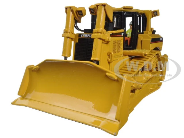 CAT Caterpillar D8R Series II Track Type with Operator "Core Classics Series" 1/50 Diecast Model by Diecast Masters - Construction Models