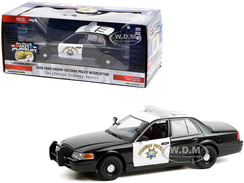 2008 Ford Crown Victoria Police Interceptor Black and White CHP "California Highway Patrol" "Hot Pursuit" Series 1/24 Diecast Model Car by Greenlight - Ford Models