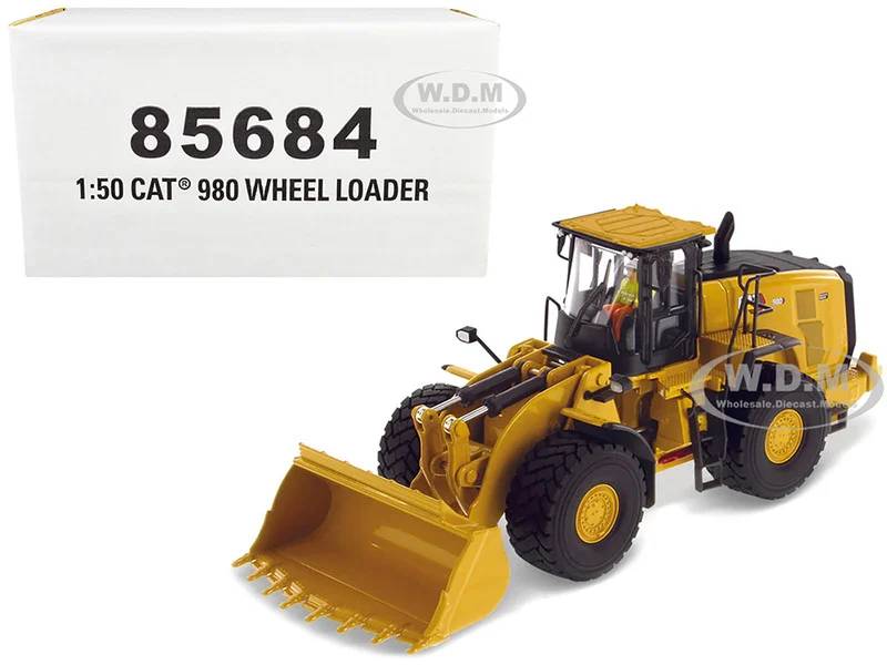 CAT Caterpillar 980 Wheel Loader Yellow with Operator "High Line Series" 1/50 Diecast Model by Diecast Masters - Construction Models