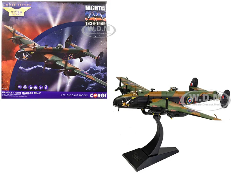 Handley Page Halifax MkV Bomber Aircraft "DK186, London’s Revenge - L for Lana, No. 427 Squadron, RAF Leeming" (1943) Royal Canadian Air Force "The Aviation Archive" Series 1/72 Diecast Model by Corgi