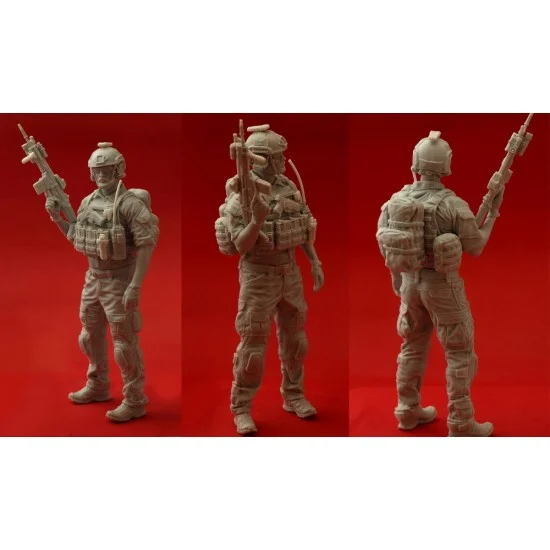 Airborne Miniatures 16076 1/16 Special Forces Operator - Model Figures