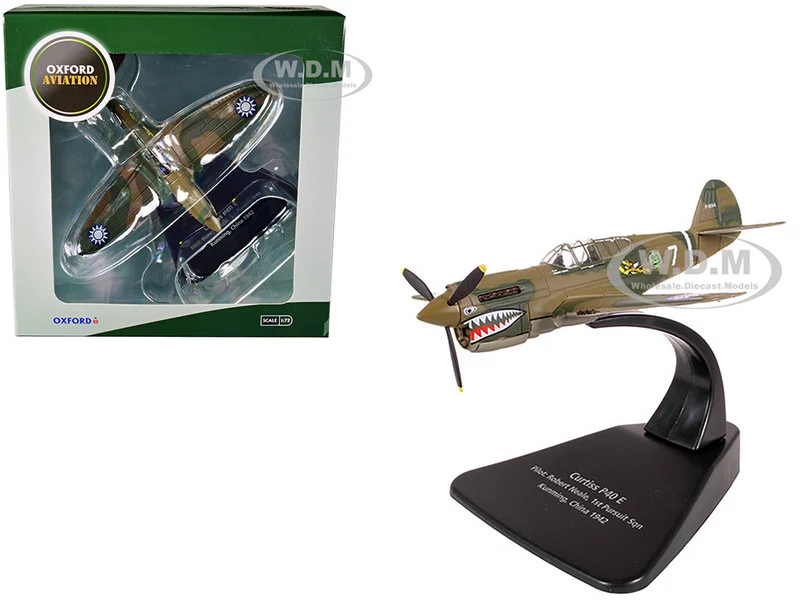 Curtiss P40 E Warhawk Fighter Plane Pilot: Robert Neale 1st Pursuit Squadron Kunming, China (1944) "Oxford Aviation" Series 1/72 Diecast Model Airplane by Oxford Diecast - Military Models