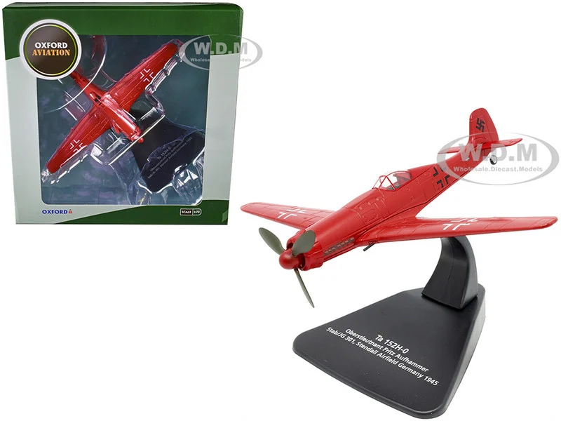 Focke-Wulf Ta 152H-0 War Plane Oberstleutnant Fritz Aufhammer Stab/JG 301, Stendall Airfield Germany (1945) "Oxford Aviation" Series 1/72 Diecast Model Airplane by Oxford Diecast