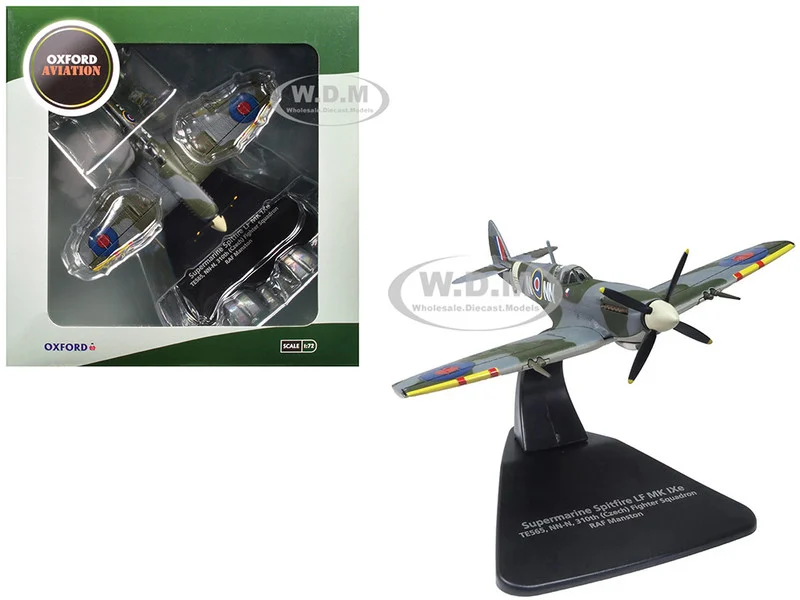 Supermarine Spitfire LF MK IXe Fighter Aircraft "TE565, 10th (Czech) Fighter Squadron, RAF Manston" Royal Air Force 1/72 Diecast Model Airplane by Oxford Diecast - Military Models