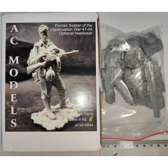 AC Models 16044 1/16 Finnish Corporal with Pipe at Rest, the Continuation War 1941-44