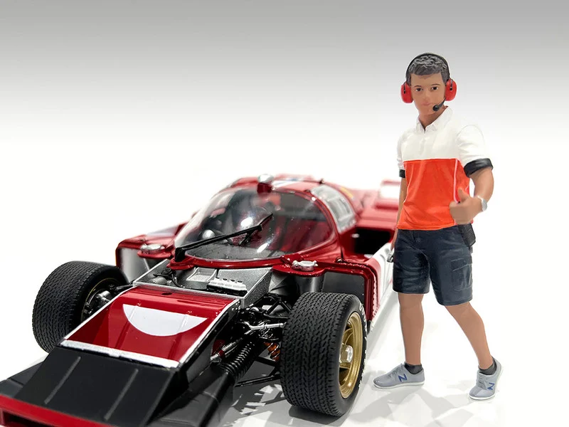 "Race Crew" Figure #2 for 1/18 Scale Models by American Diorama - Figures