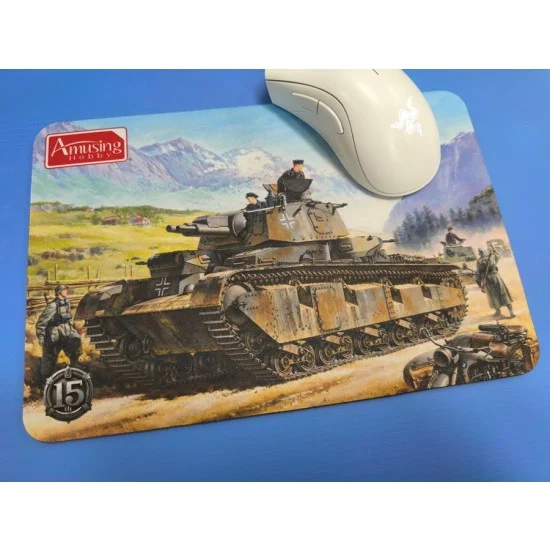 Amusing Hobby 35A003goods [Merch] WWII Neubaufahrzeug Tank Mouse Pad (280x190mm) - Sci-fi & Educational Toys