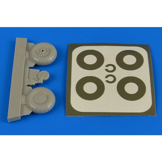 Aires 2222 1/32 Bucker Bu 131 Wheels & Paint Masks Transverse Tread w/Disc Cover - Model Planes