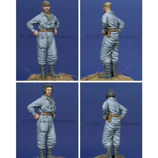 Alpine Miniatures 35012 1/35 WWII Russian Tanker 1943-1945 (1 figure)
