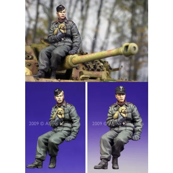 Alpine Miniatures 35088 1/35 German Panzer Crew with Puppy (1 figure & Puppy) - Model Figures